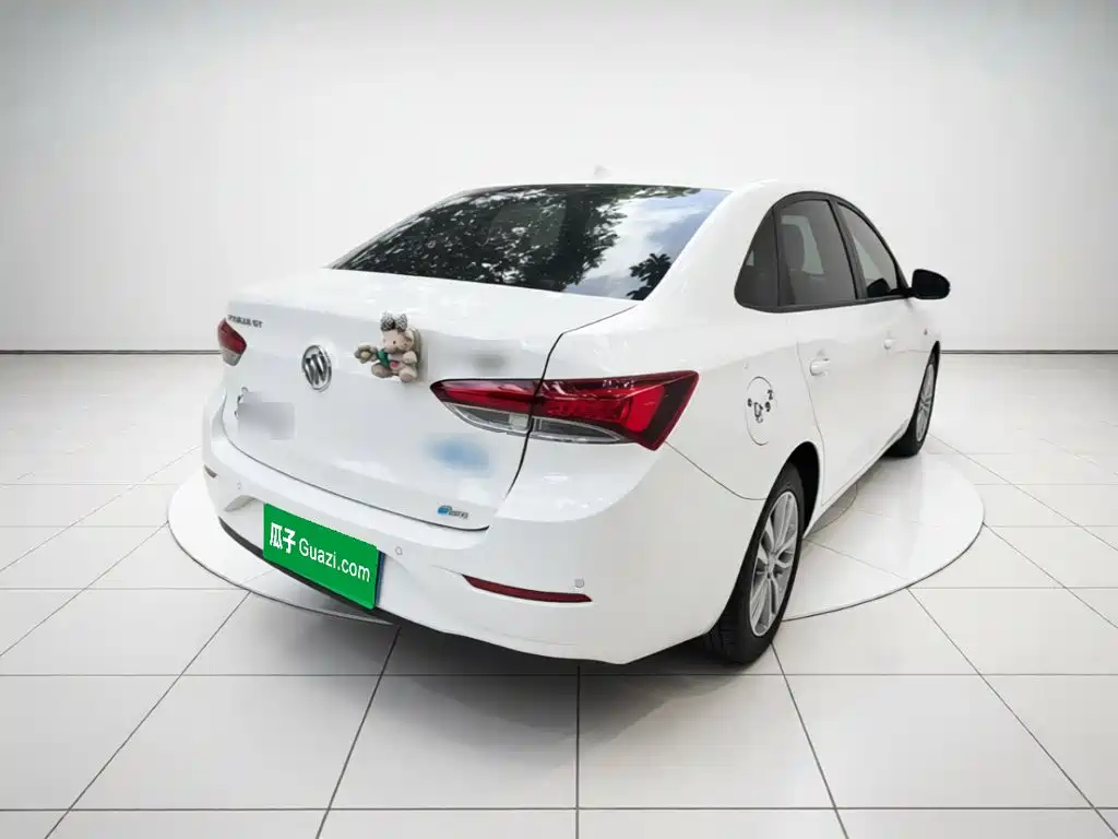 Buick Excelle — миниатюра 4