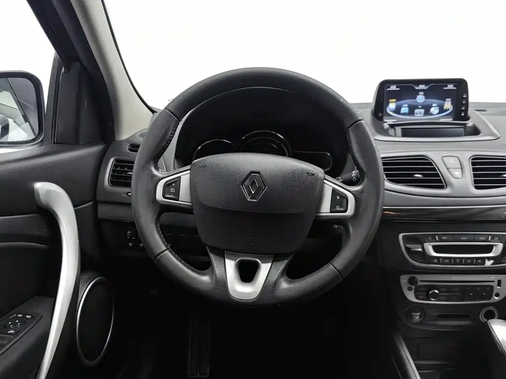 Renault Fluence 2.0L Comfort Edition, фото 11