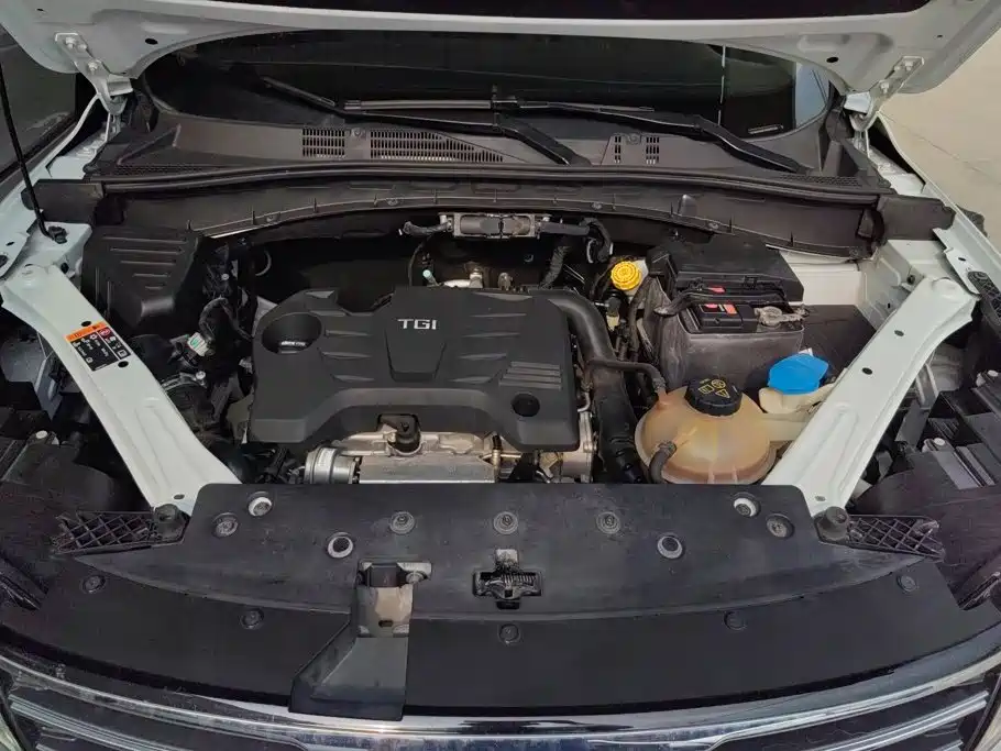 Roewe RX5 — миниатюра 10