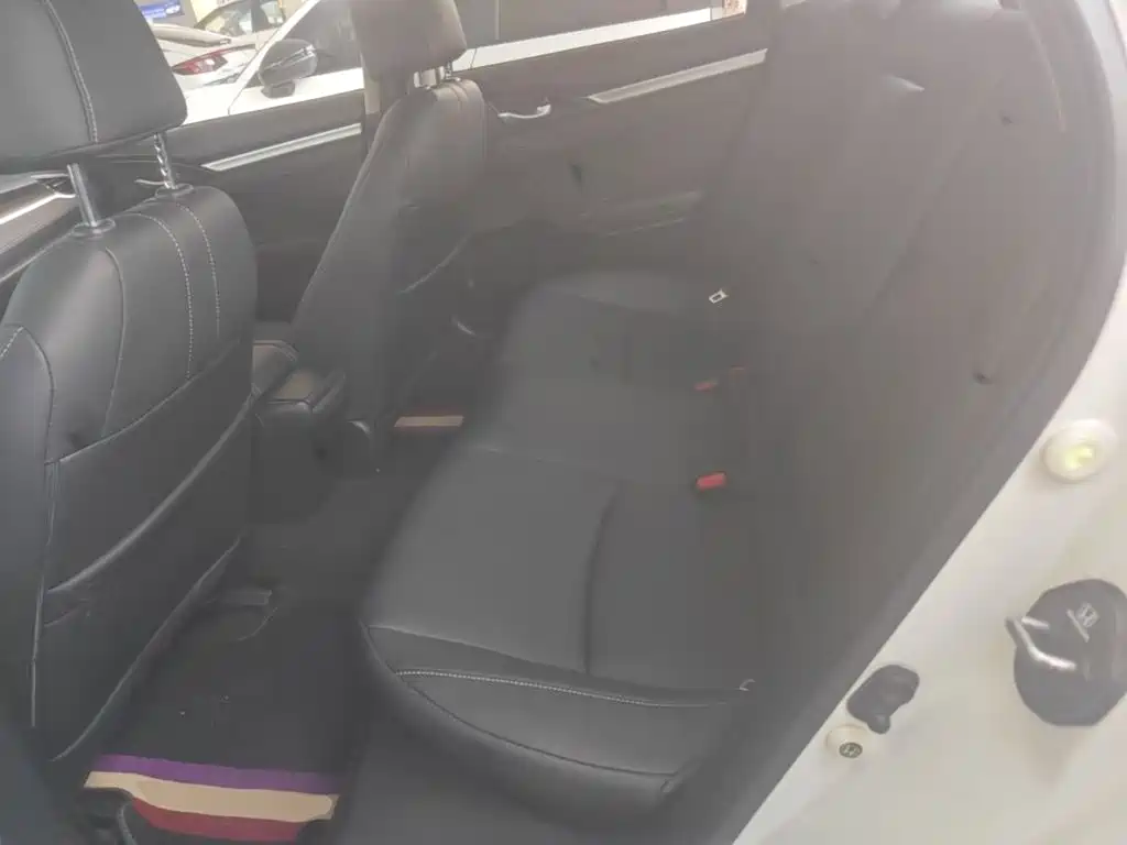 Honda Civic — миниатюра 17