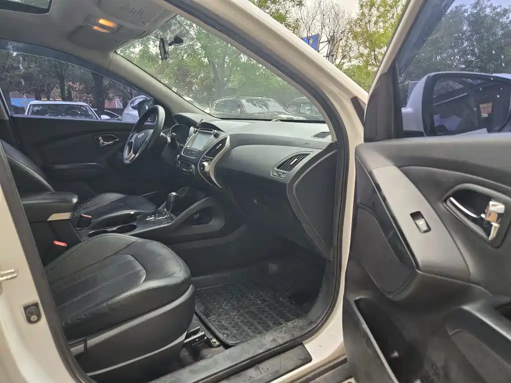 Hyundai ix35 — миниатюра 8
