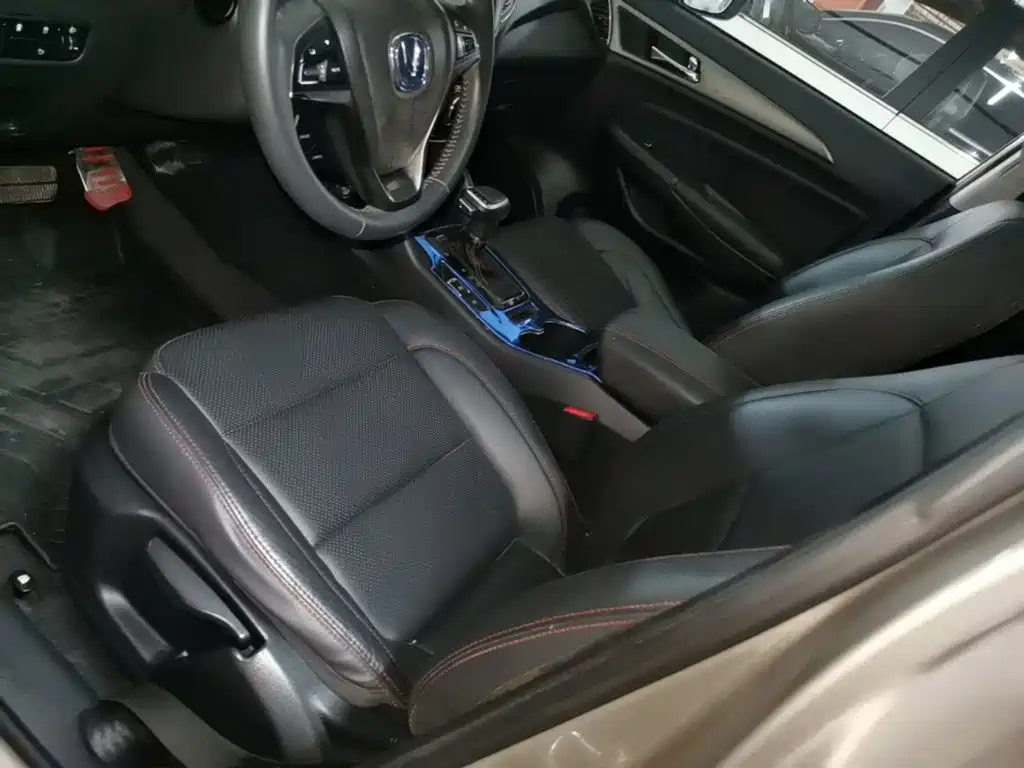 Changan CS75 — миниатюра 15