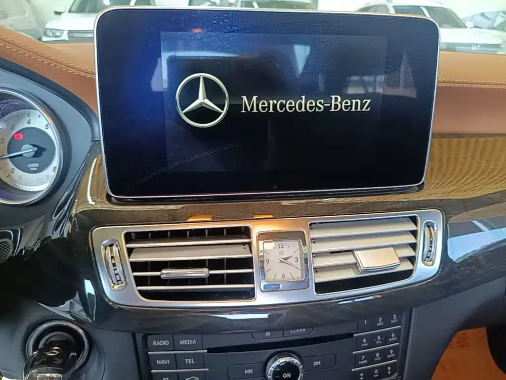 Mercedes-Benz CLS — миниатюра 13