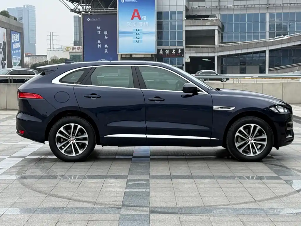 Jaguar F-PACE 3.0 SC 4WD R-Sport Sport Edition, фото 20