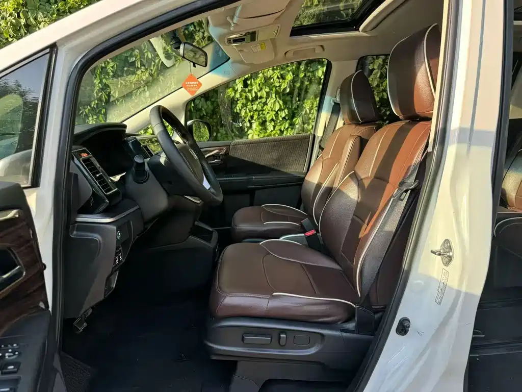 Honda Elysion — миниатюра 5