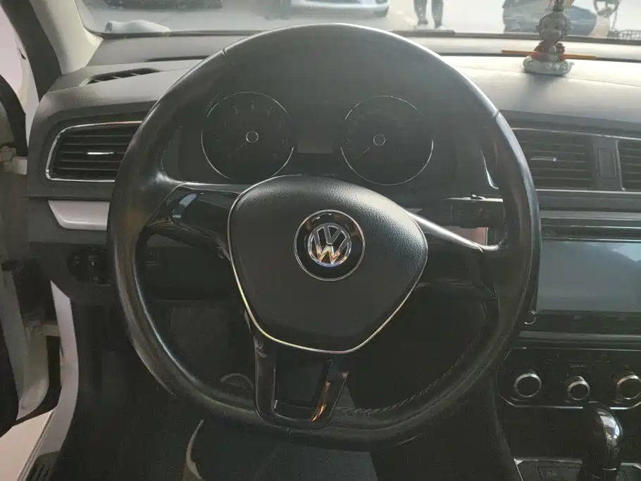 Volkswagen Lavida — миниатюра 15