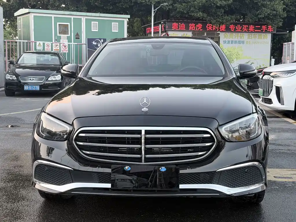 Mercedes-Benz E-Class — миниатюра 2