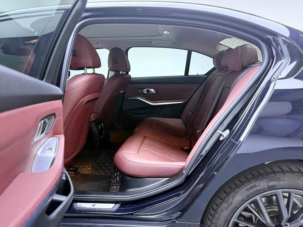BMW 3 Series — миниатюра 17