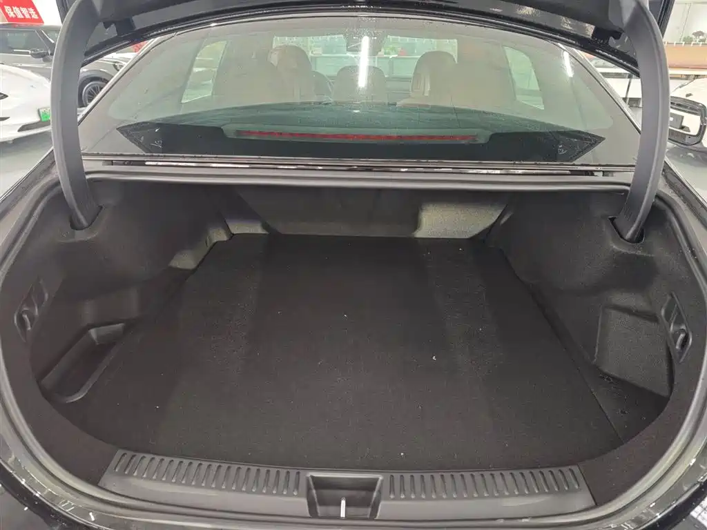 MERCEDES-BENZ E CLASS NEW ENERGY