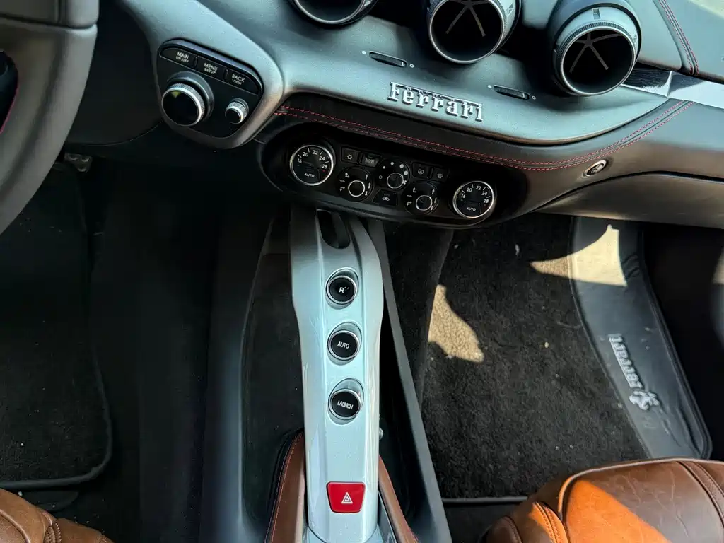 Ferrari F12berlinetta — миниатюра 16