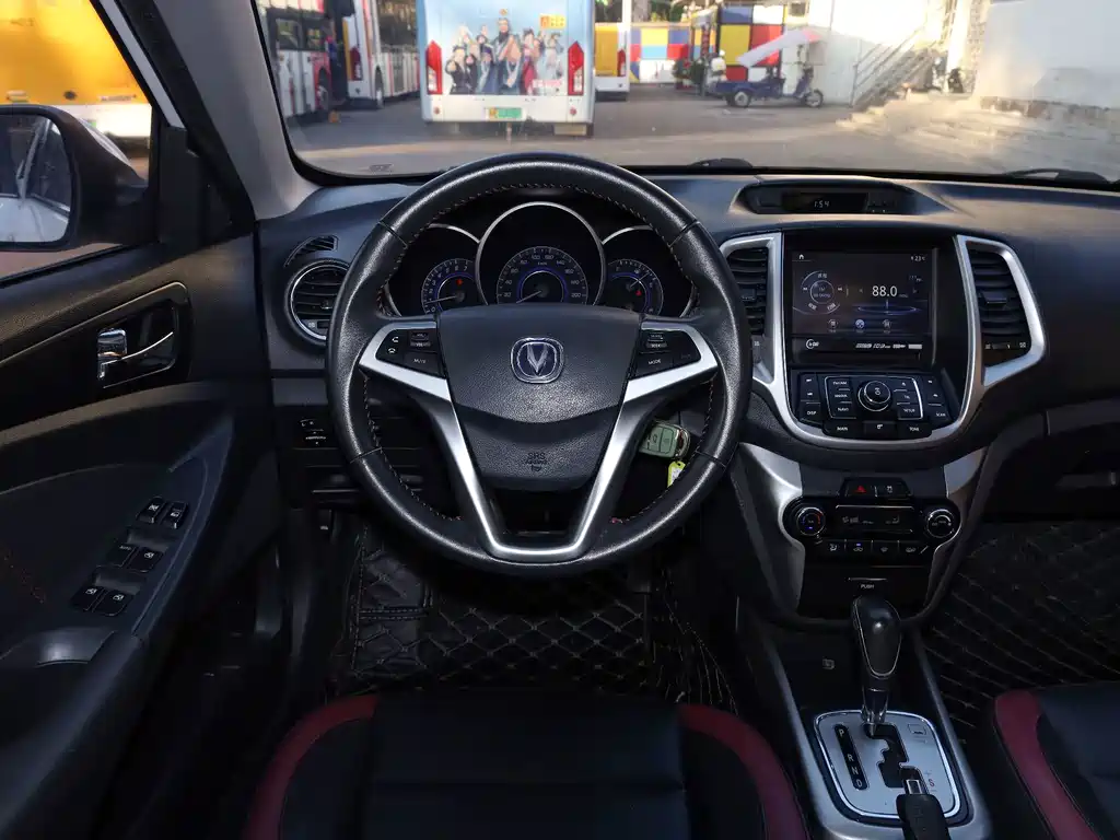 Changan Eado XT — миниатюра 15