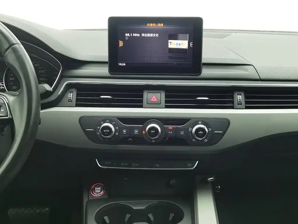 Audi A4L — миниатюра 12
