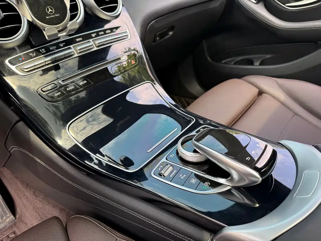 Mercedes-Benz GLC — миниатюра 23