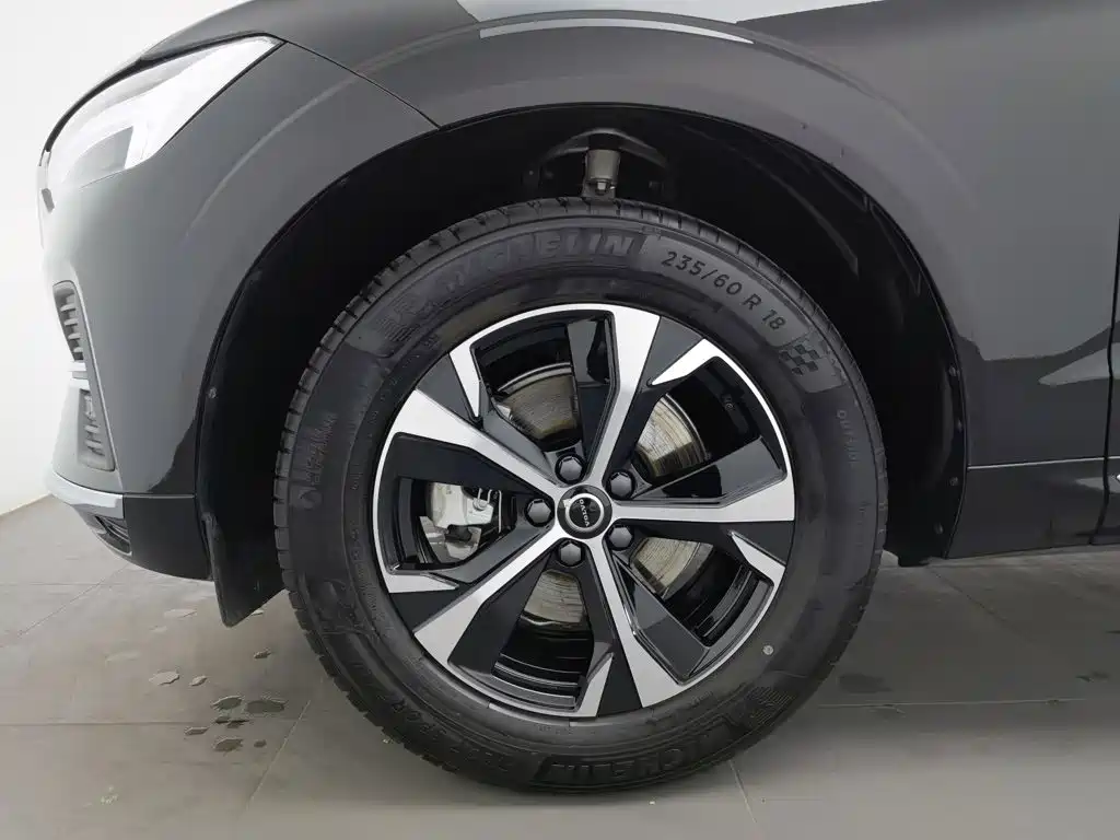 Volvo XC60 — миниатюра 17
