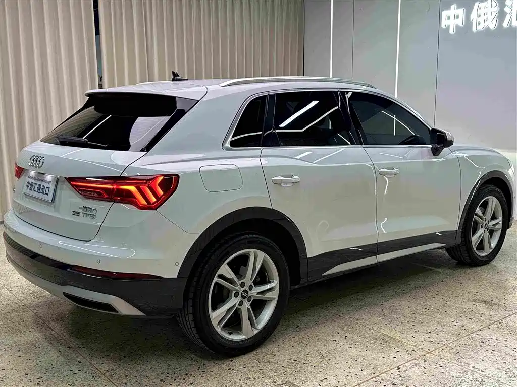Audi Q3 — миниатюра 5