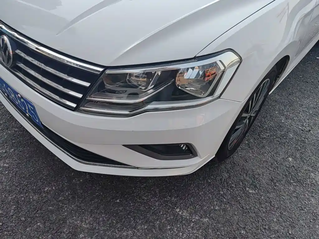 Volkswagen Jetta — миниатюра 24