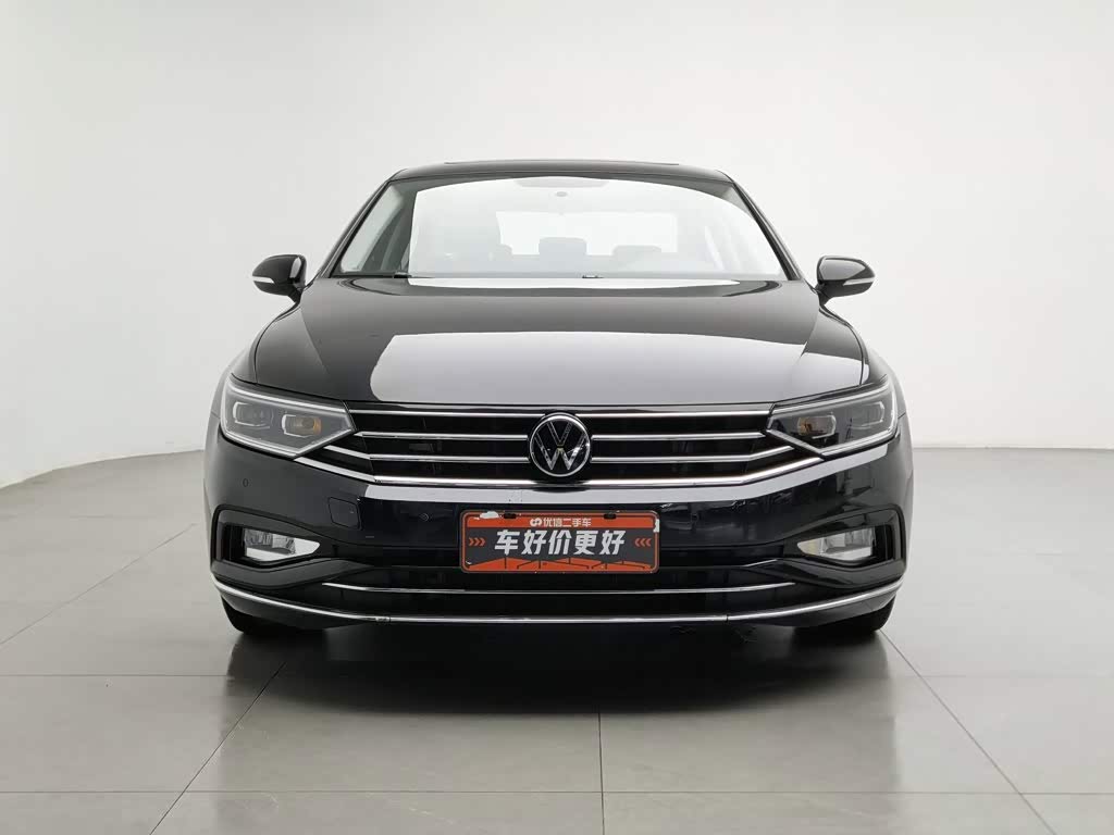 Volkswagen Magotan 1.4 л 2021 г. Чёрный, пробег 47100 км