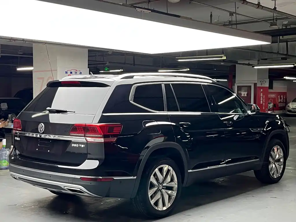 Volkswagen Teramont — миниатюра 4