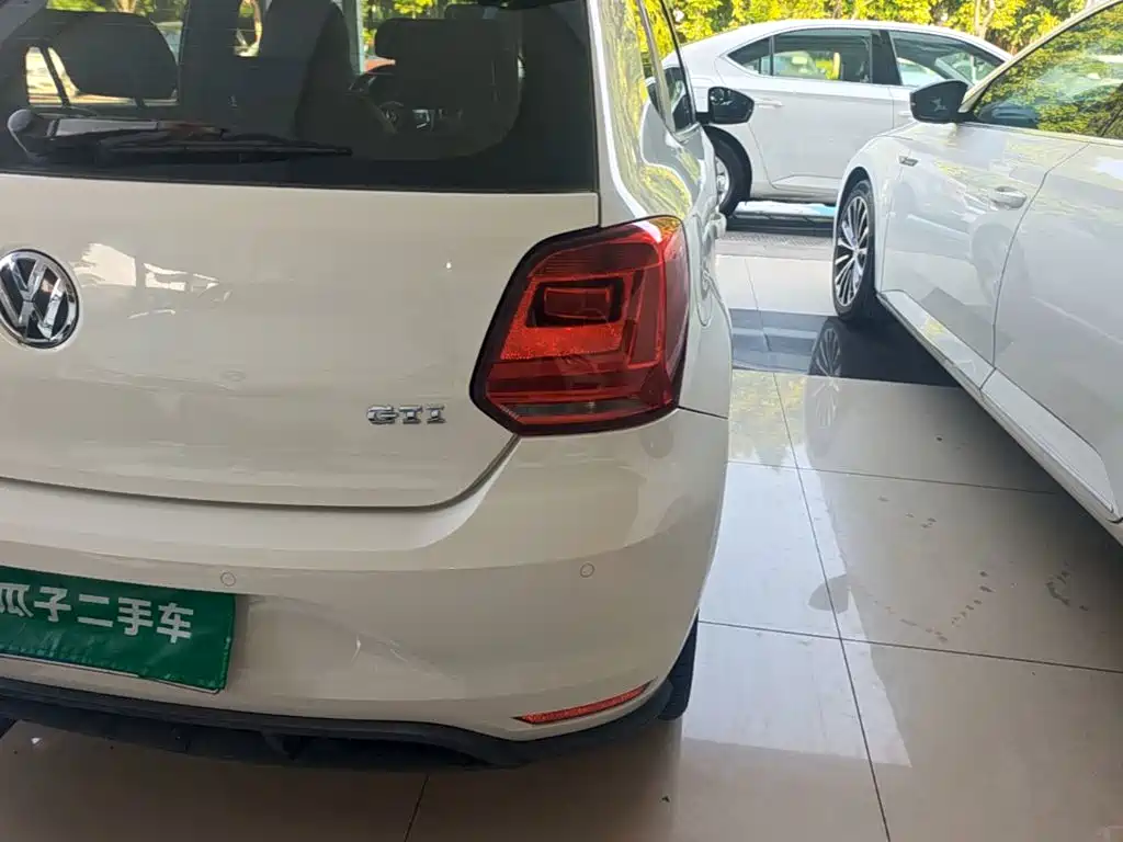 Volkswagen Polo — миниатюра 8