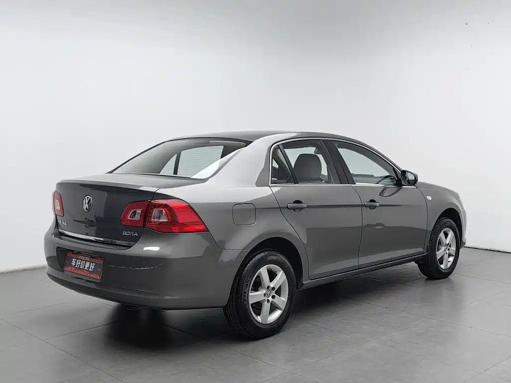 Volkswagen Bora — миниатюра 2