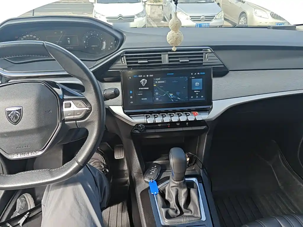 Peugeot 408 — миниатюра 10