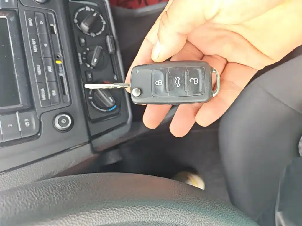 Volkswagen Santana — миниатюра 9