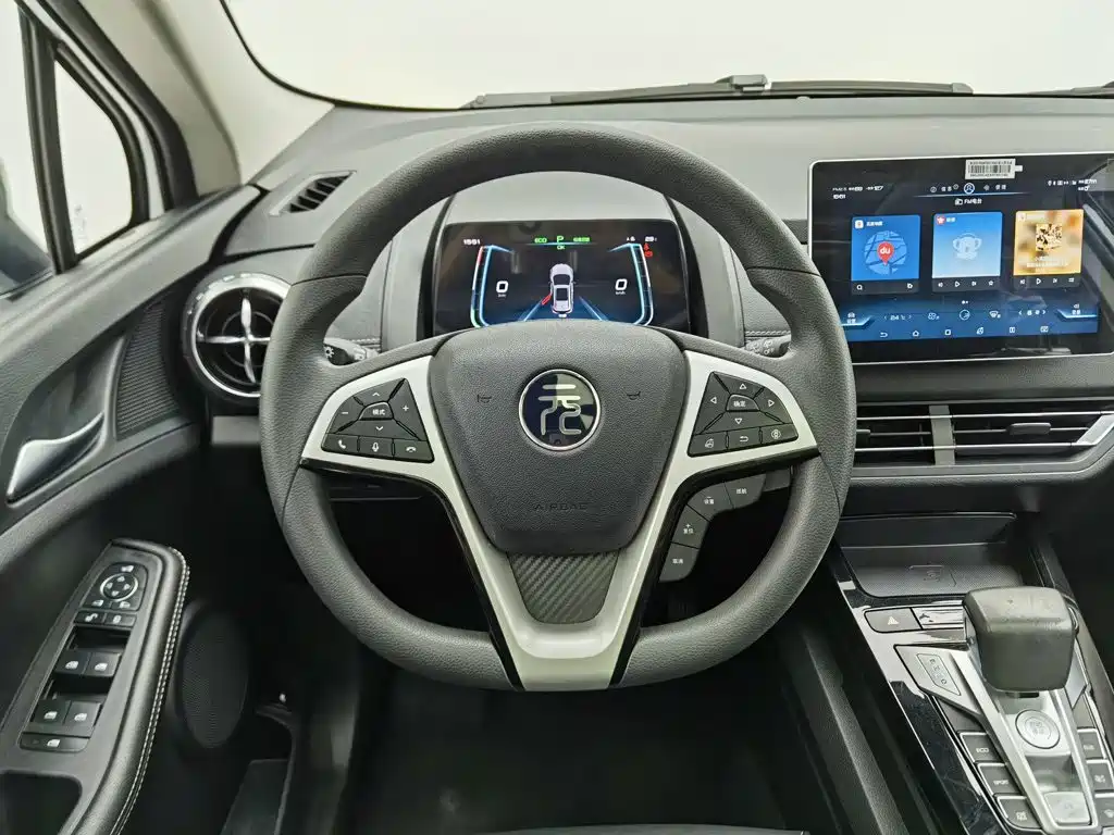 BYD Yuan EV — миниатюра 11