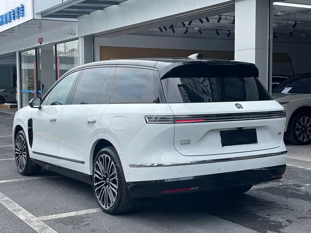 NIO ES8 — миниатюра 6