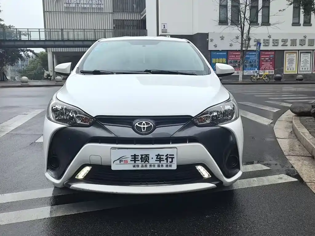 TOYOTA YARIS L ZHIXUAN