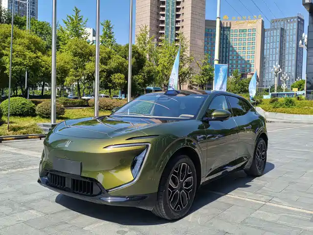 2025 Avatr 07