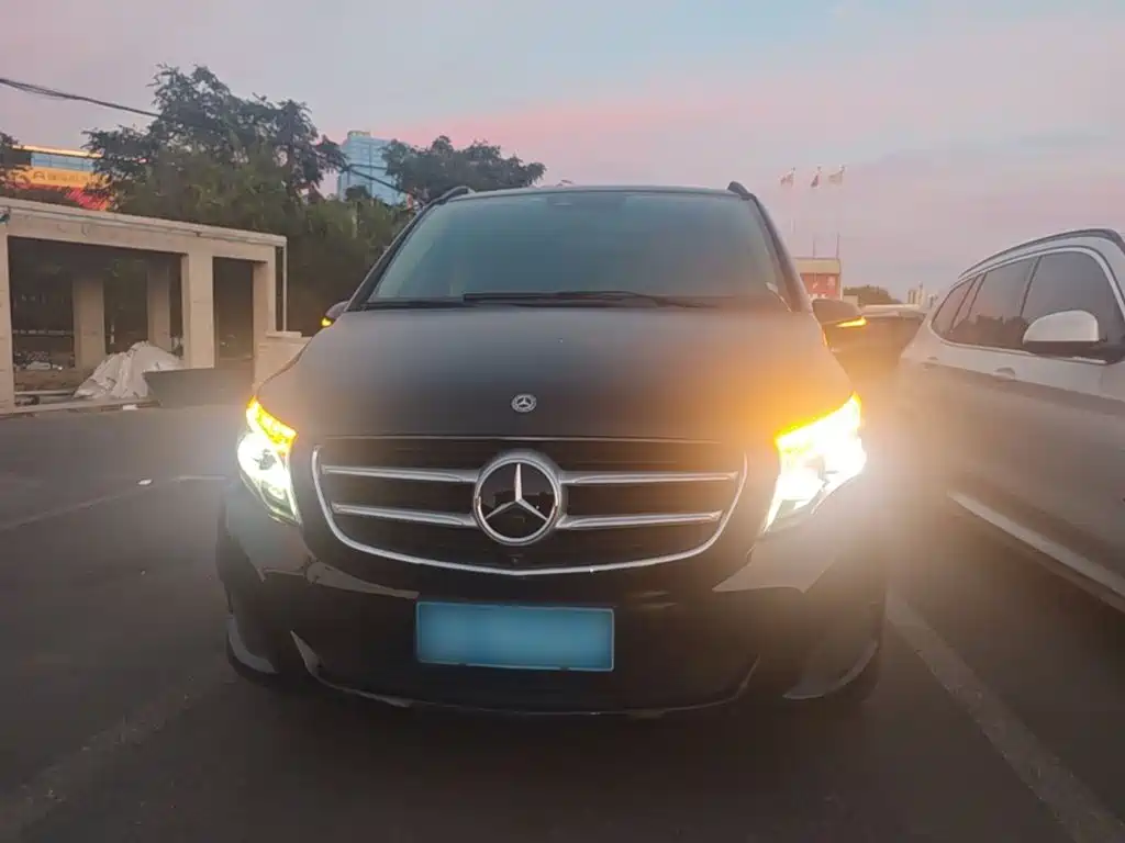 Mercedes-Benz V-Class — миниатюра 3