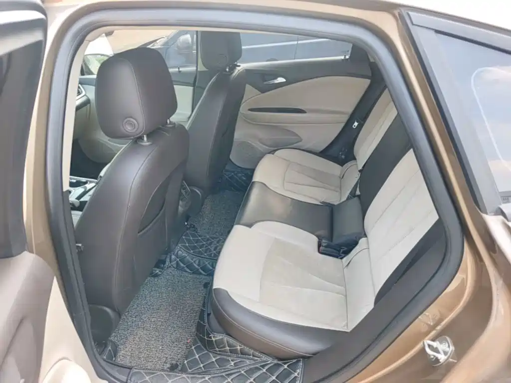 Buick Verano — миниатюра 17