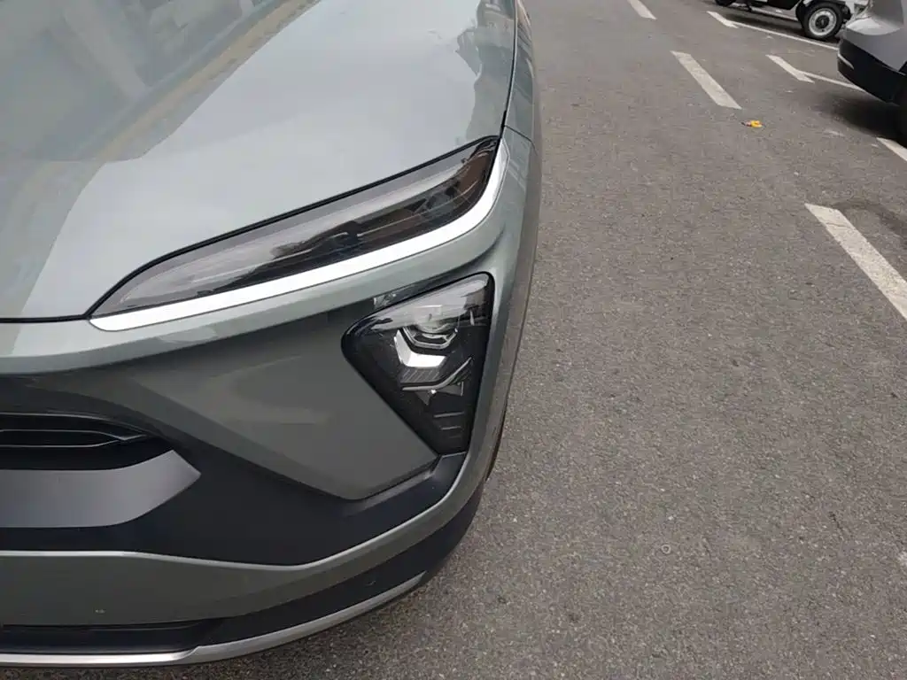 NIO EC6 — миниатюра 24