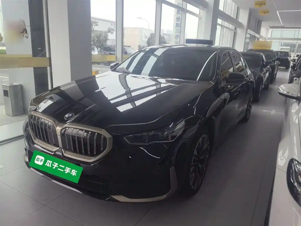 BMW 5 Series 2024