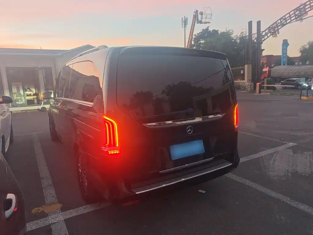 Mercedes-Benz V-Class — миниатюра 5
