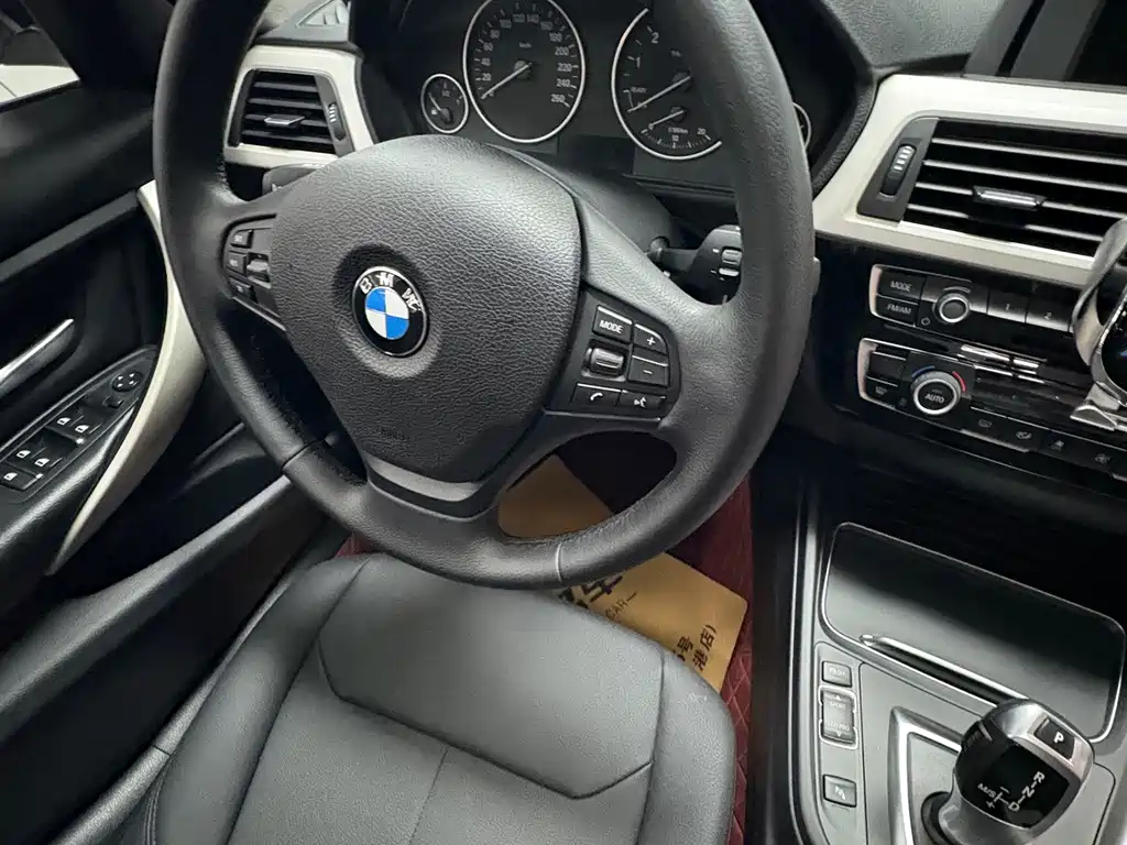 BMW 3 Series — миниатюра 9