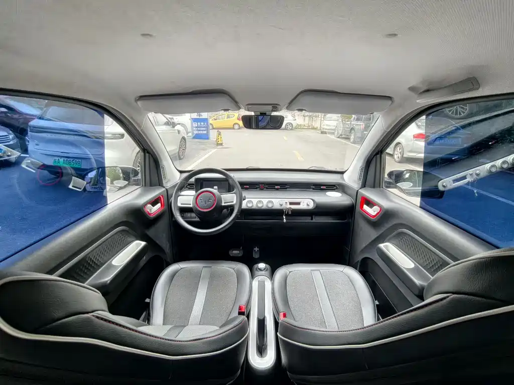 Wuling MINIEV — миниатюра 8