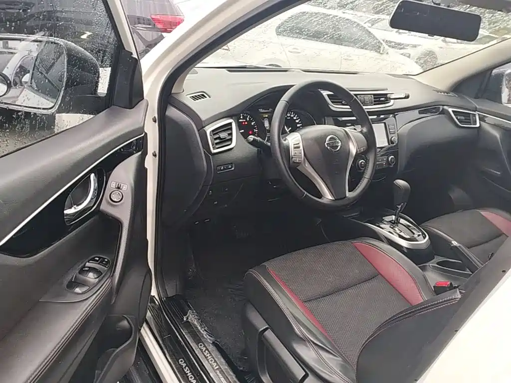 Nissan Qashqai — миниатюра 16