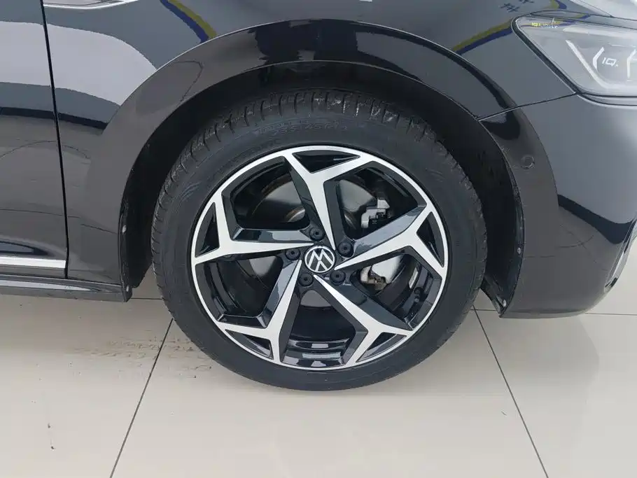 Volkswagen Passat — миниатюра 6