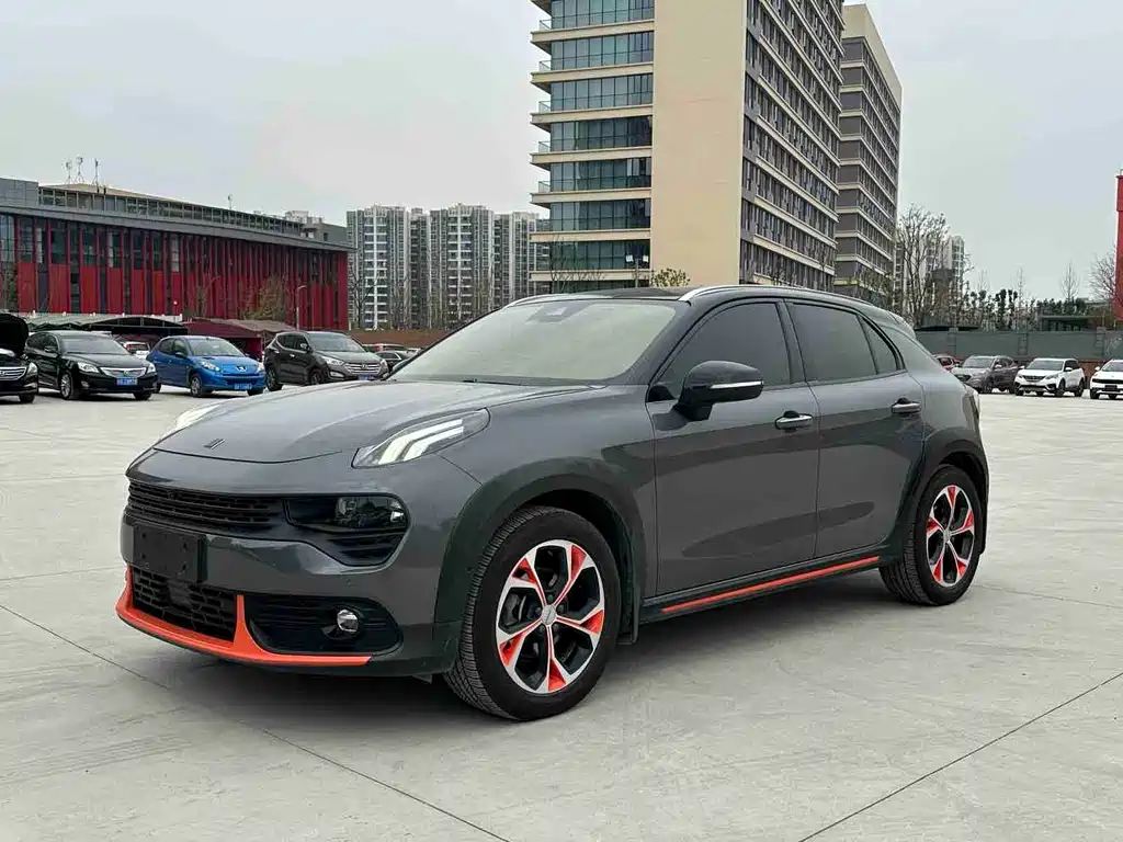 Купить Lynk & Co 02