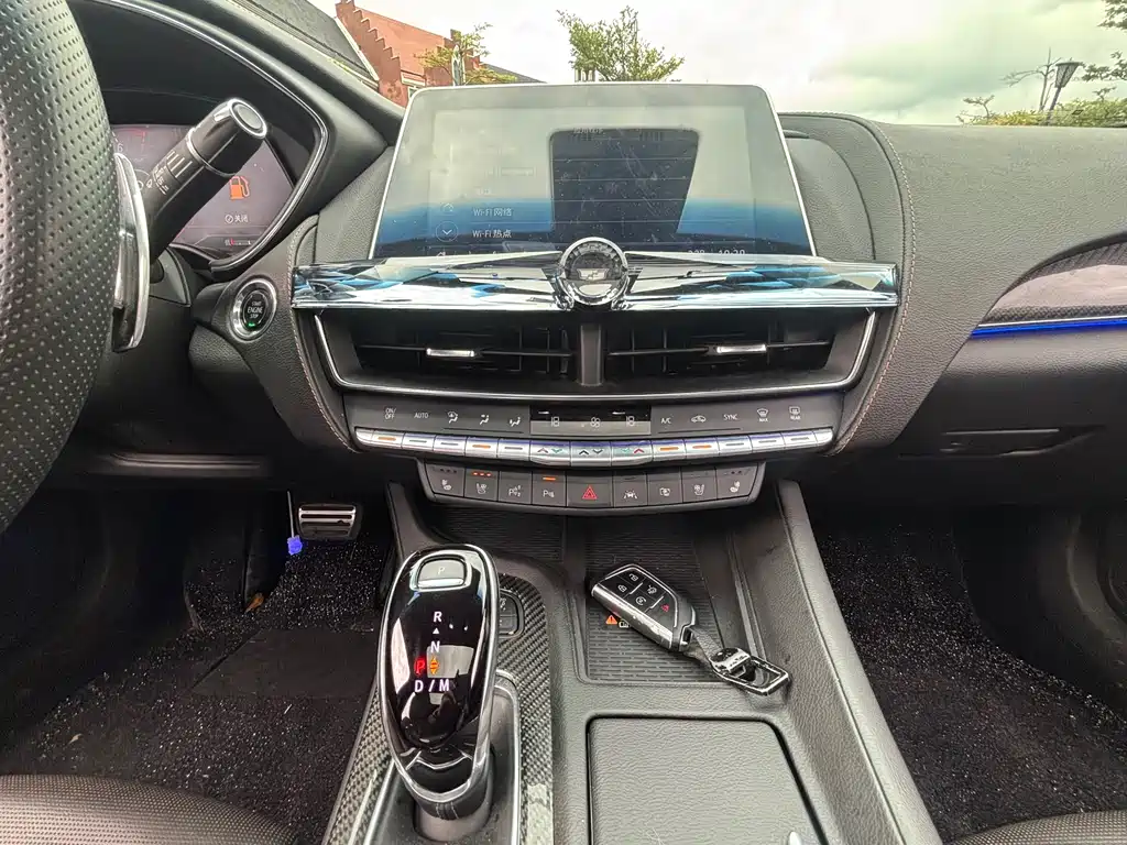 Cadillac CT5 — миниатюра 13