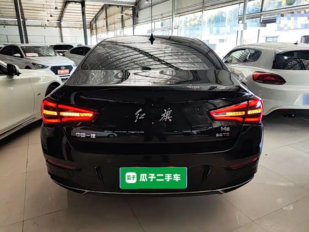 Hongqi Hongqi H5 — миниатюра 6