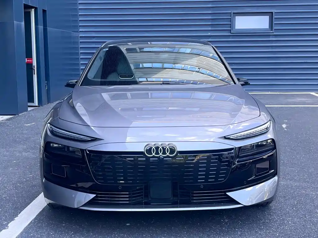 Audi A6L e-tron — миниатюра 2