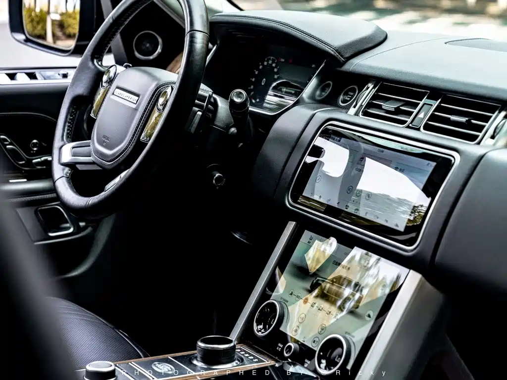 Land Rover Range Rover — миниатюра 7
