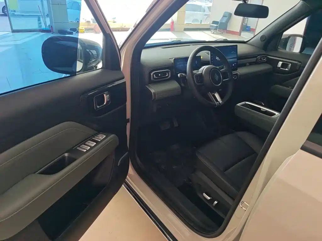 Baojun Yueye Plus — миниатюра 16