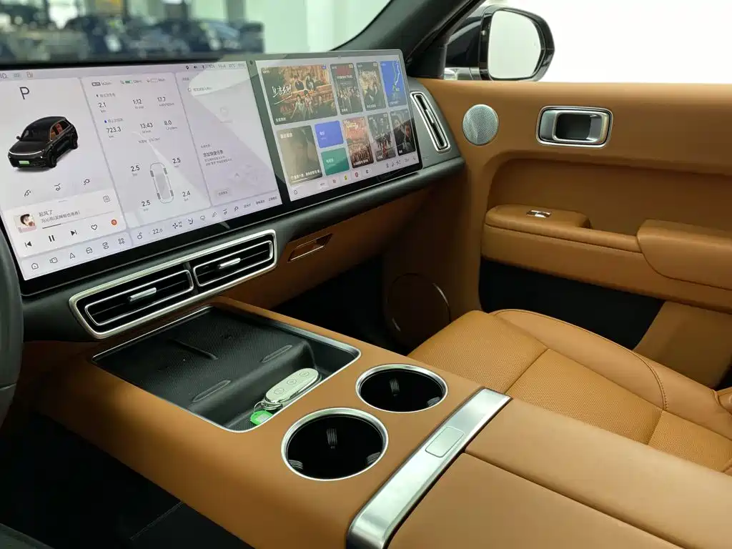 Li Auto Li L8 — миниатюра 30