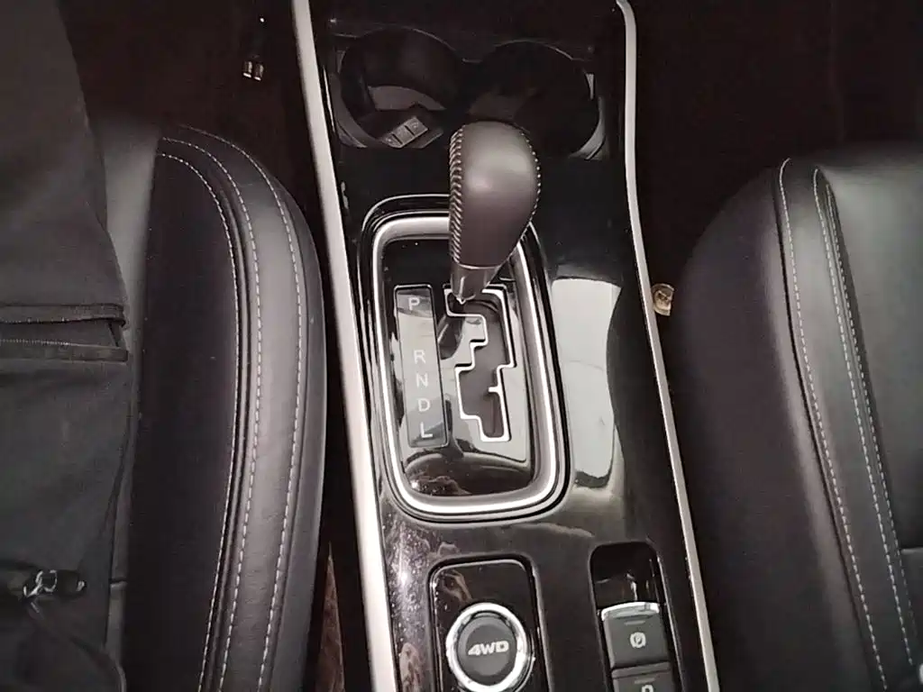 Mitsubishi Outlander — миниатюра 14