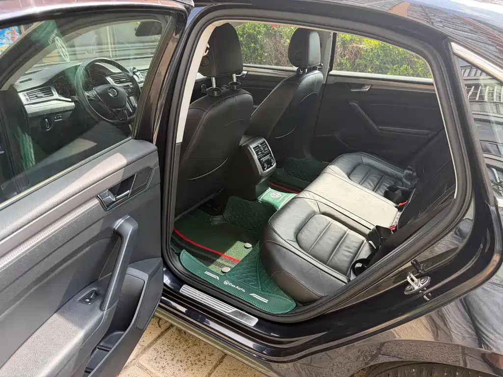 Volkswagen Passat — миниатюра 9