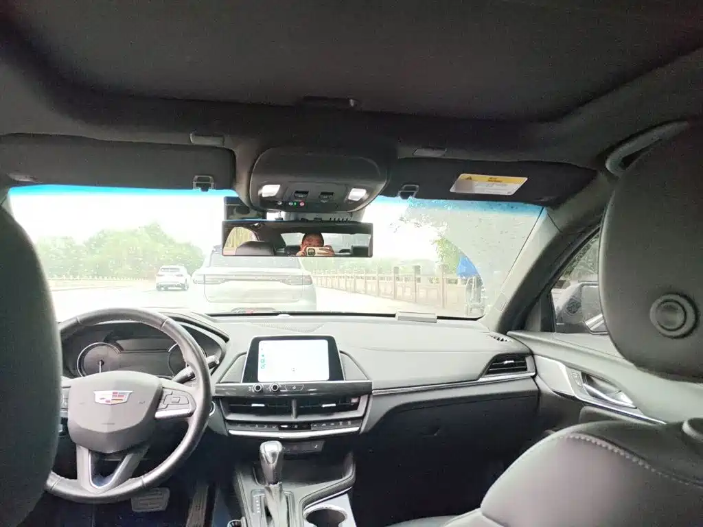 Cadillac CT4 — миниатюра 9
