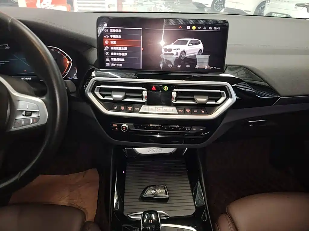 BMW X3 — миниатюра 13